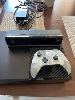 Xbox one + kinect + ovladac - 2
