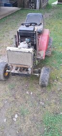 Zahradny traktorik - 2