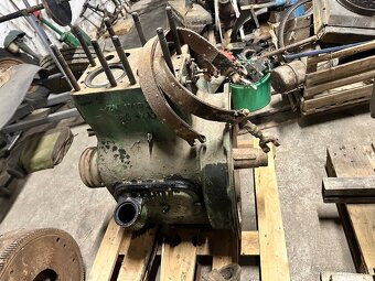 Motor Zetor 25 - 2