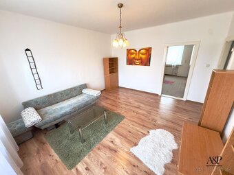 NA PREDAJ 3 IZB. BYT S BALKÓNOM, 78M2, CHEMICKÁ UL., BRATISL - 2
