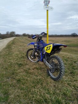 Yamaha - 2