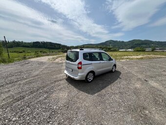 Ford Tourneo Courier - 2