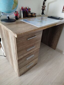 Písací stôl 110x60x76cm - 2