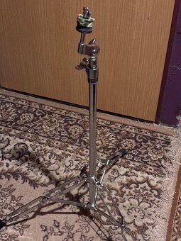 Predam stojan Yamaha - 2