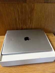 iPad 32GB Wi-Fi (5. generácie) - 2