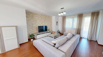 Nový domov pre vašu rodinu – Krásna novostavba v Seliciach s - 2