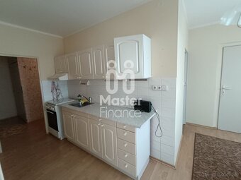 Veľký 2-izbový byt, Výborná lokalita, výborná investícia - 2