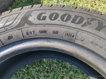225/65R16C - 2