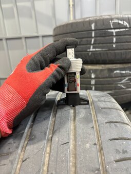 Letné pneumatiky KUMHO 235/55 R18 100H - 2