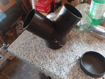Predam redukcie a klapky na odsavanie. - 2