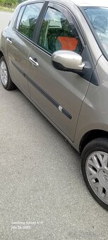 Renault Clio - 2