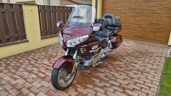 Predam Hondu Goldwing GL1800 - 2