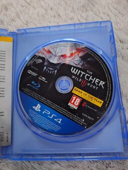 Hra na ps4 - 2