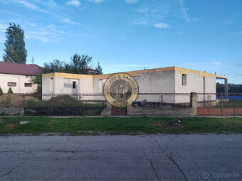 Rozostavaný rodinný dom v obci Reca pri Senci - 2