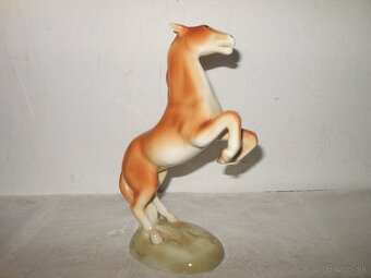Porcelánový kôň Royal Dux - 2