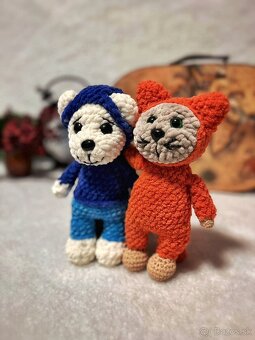 Háčkovaný Kamaráti - 2