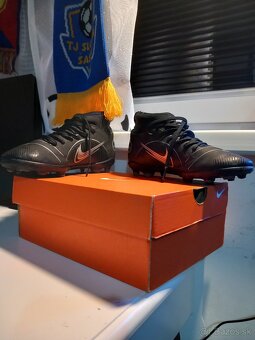 JR SUPERFLY 8 CLUB FG/MG - 2