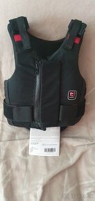 Predam jazdecke vesty - 2