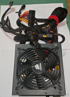 Corsair CX750 - 2
