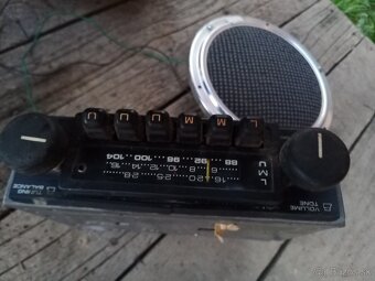 Autoradio + 1ks reproduktor - 2