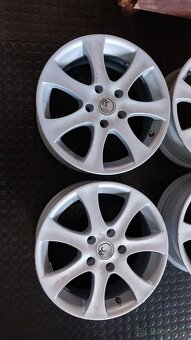 5x114.3r16 - 2