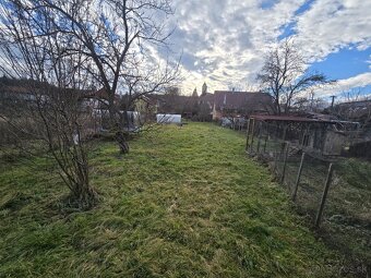 Pozemok v obci Šišov - 2