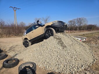 Volkswagen touareg off road - 2