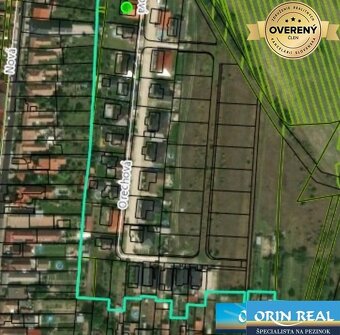 Stavebný pozemok Slovenský Grob - Orechová 638m2 - 2