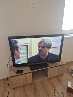 Panasonic TX-P42GW30 - 2