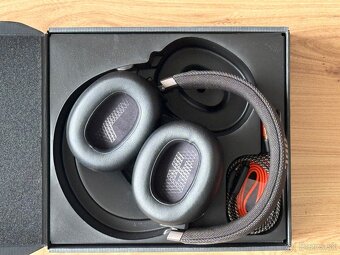 JBL Live650BTNC - 2
