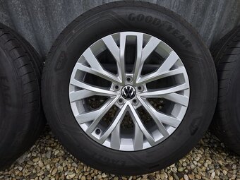 5x112 R18 VW Cascade Touareg CR7 235/65 R18 Demo - 2