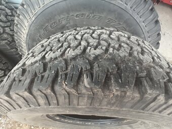BF GOODRICH ALL TERRAIN T/A 315/70 R17 - 2