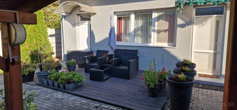 Na predaj poschodový rodinný dom s krásnou záhradkou - 2