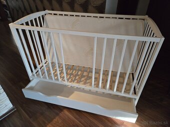 Detská drevená postieľka - 2