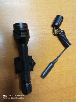 Svetlo na zbraň  Next Torch - 2