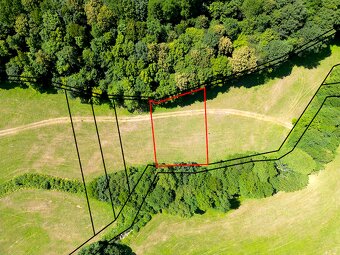 Horná Ves – 1.020 m2 POZEMOK na karavan/chatku/prístrešok - 2