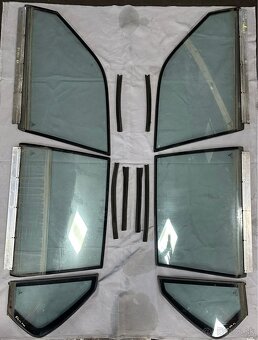 Dvojité sklá BMW E32 - 2