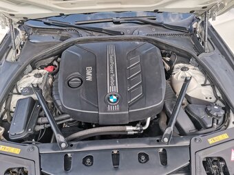 Predám BMW 5 525xd 44sedan - 2
