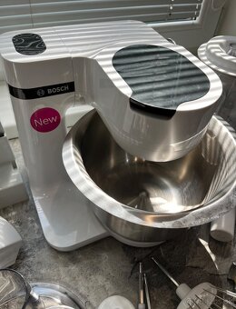 Kuchynský robot Bosch MUMS2EW00/01 700W - 2