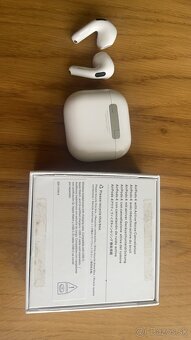 Fake Apple airpods 4 - 2