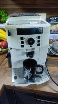 Delonghi Magnifica S White - 2