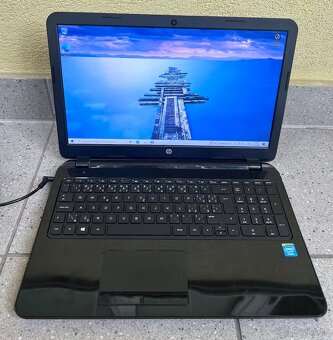 HP 15 / Intel N2815 / 4GB RAM / 128GB SSD / 15.6" - 2