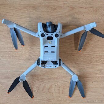 DJI Mini 4 Pro poškodeny - 2