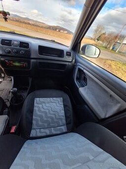 Skoda fabia 1.4i 16v - 2