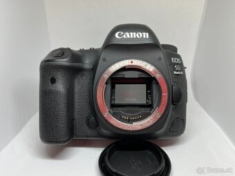Canon 5D mark IV - shutter count 18 000 - 2