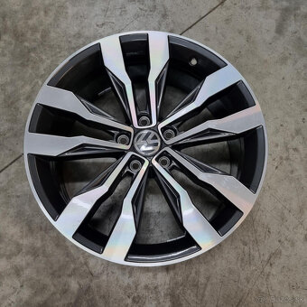 Disky Volkwagen 5x112 R19 ET47 - 2