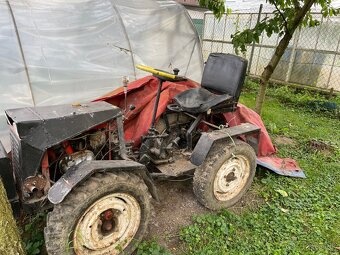 Predám traktor . - 2