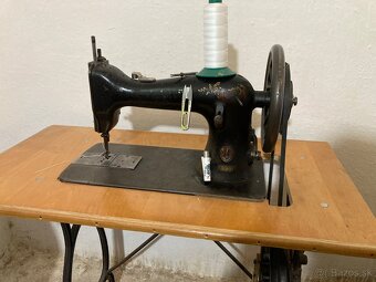 Sijaci stroj Singer - 2
