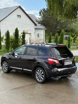 Nissan Qashqai +2 - 2