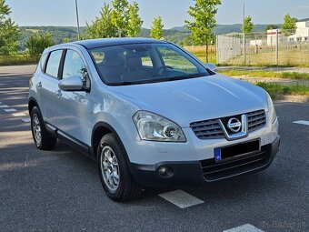 Nissan Qashqai 4x4 benzín 2.0i, automat, ťažné,STK do 4/2027 - 2